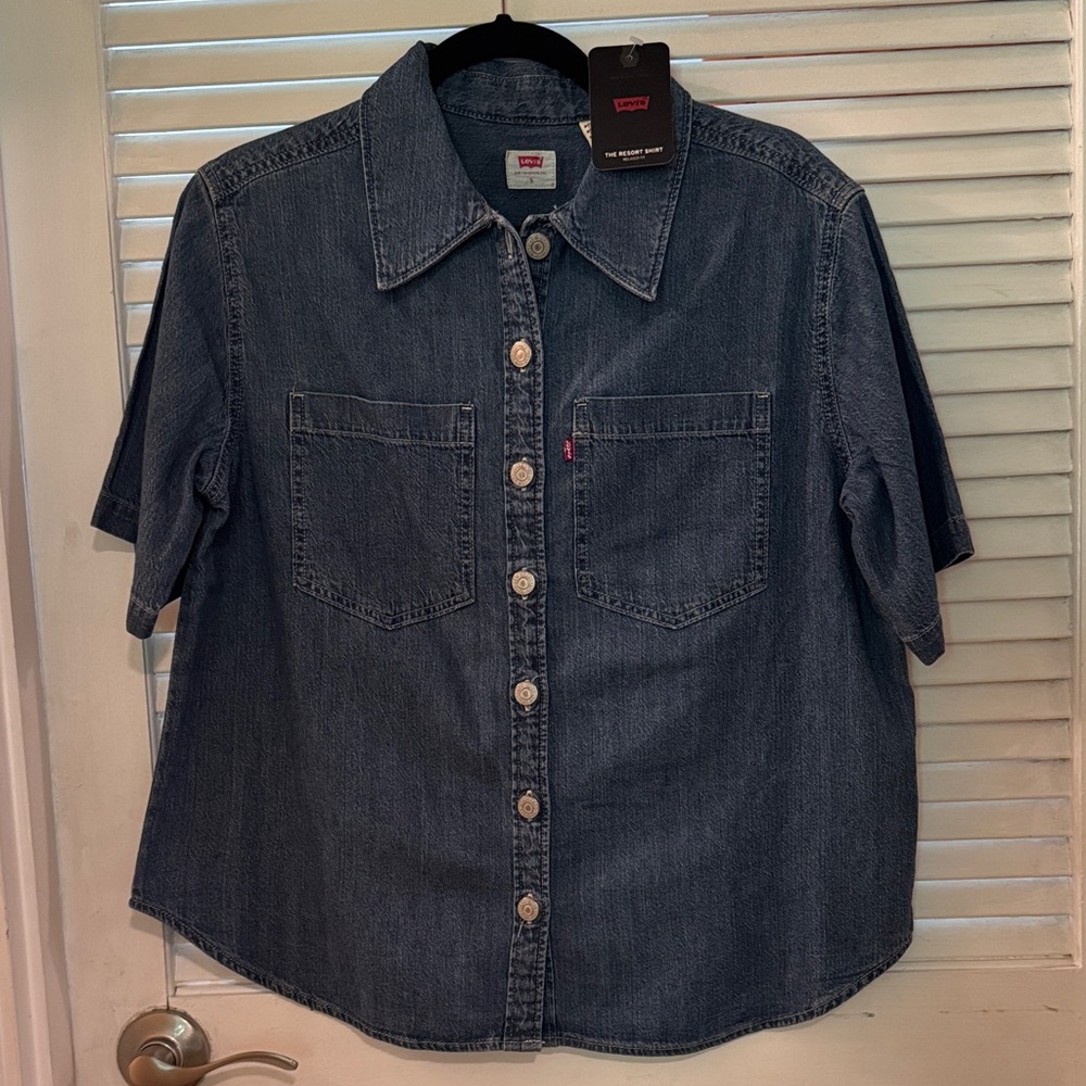 Levi's Indigo Blue Denim Short Sleeve Button-Up Shirt